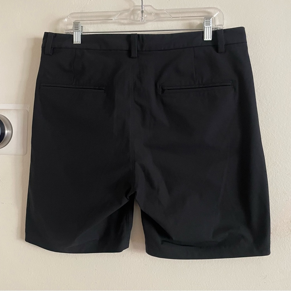 Lululemon black shorts size 36